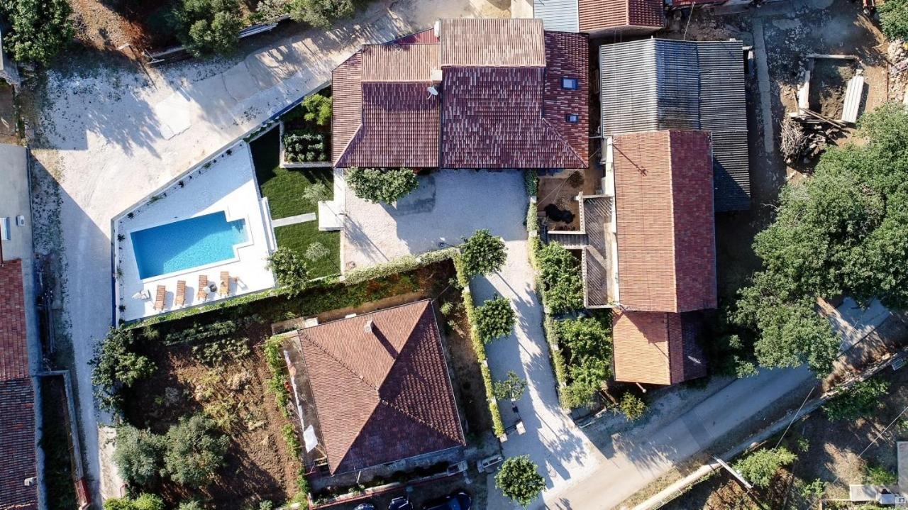 Villa Navita Augustinus With Pool Debeljak Buitenkant foto